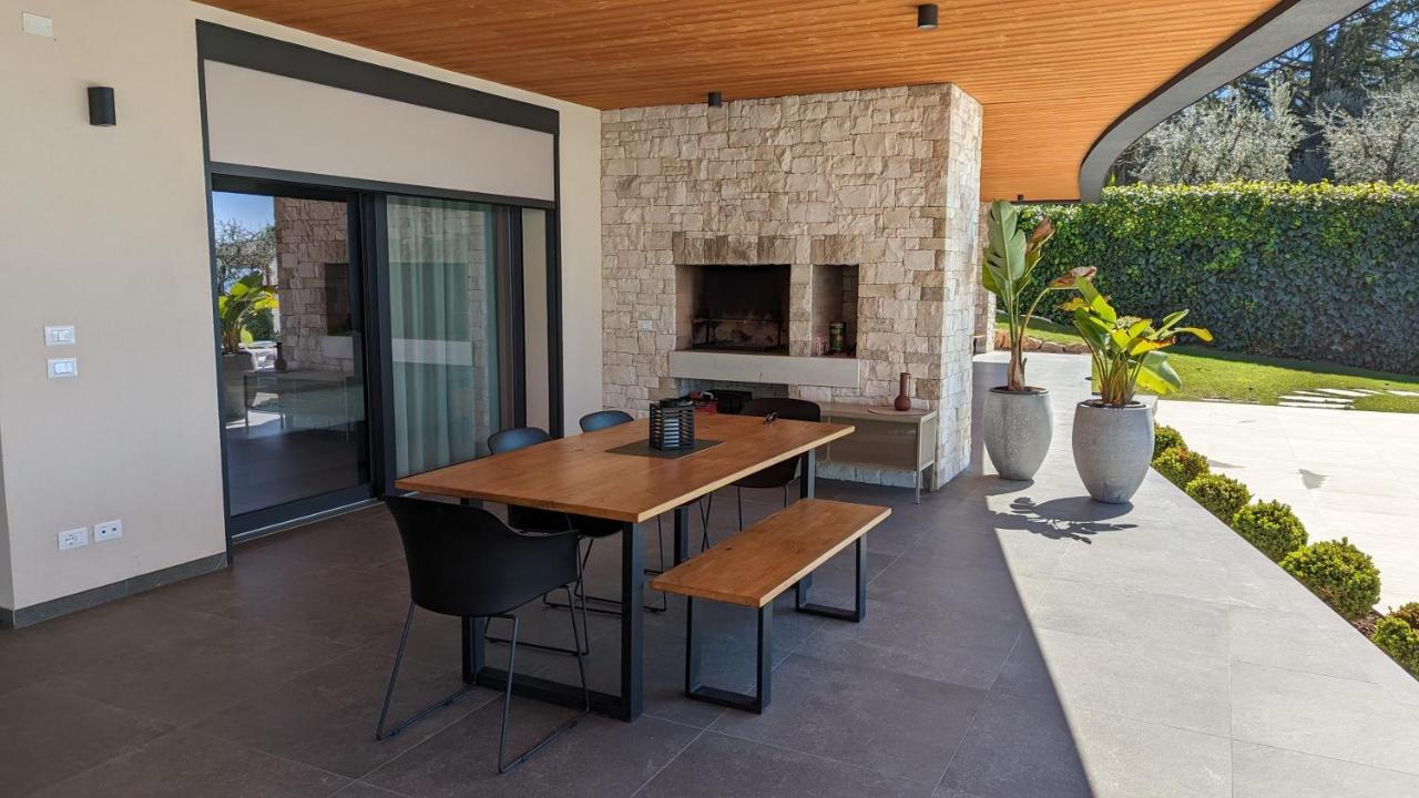 Rita Apartments Bardolino Exterior photo