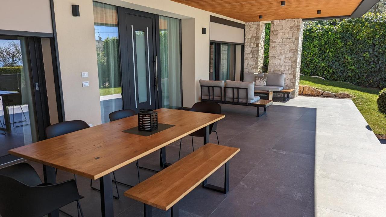 Rita Apartments Bardolino Exterior photo